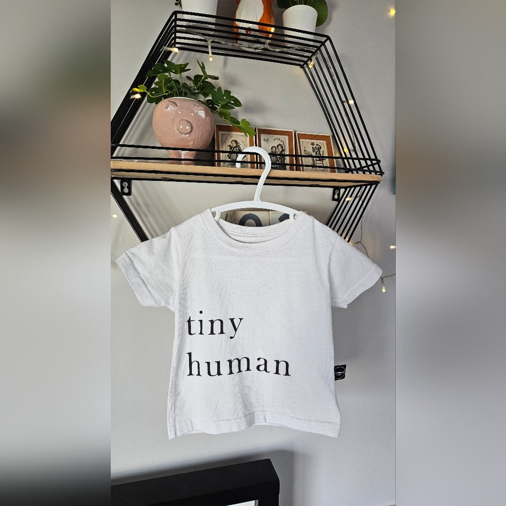 PLUMKIDS  "Tiny Human" 12-18m T-Shirt EUC